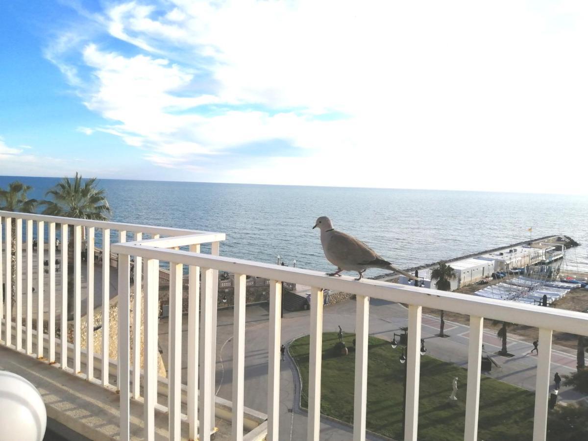 Atico Con Fantasticas Vistas Al Mar Y La Iglesia Apartment Ситжес Екстериор снимка